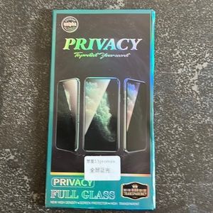 NWOT privacy screen protector for 13 Pro max